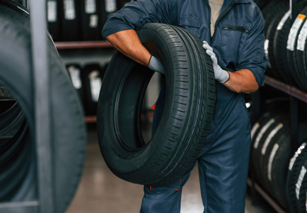 Tyres Page Panel